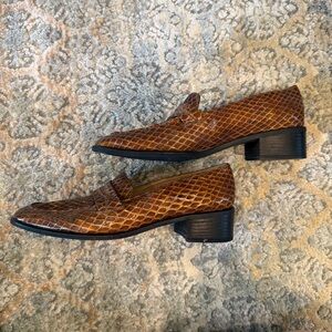 VTG Stuart Weitzman Genuine Snakeskin Brown Gold Heel Loafers Made in Spain 8